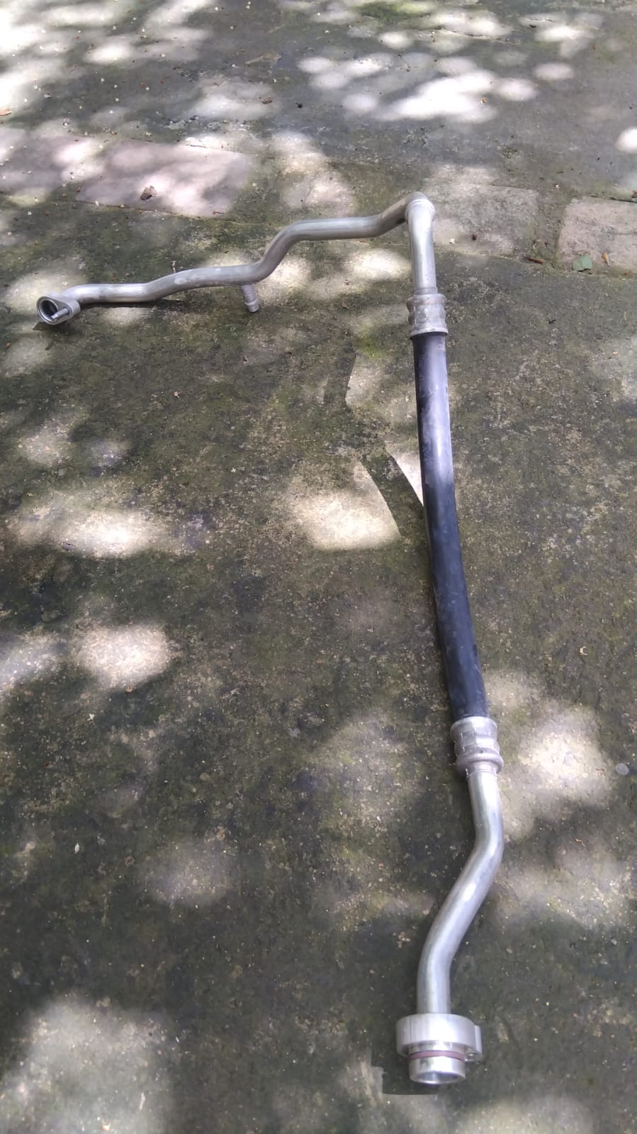 BMW AC Pressure and Return Pipes With Rubber Sections
