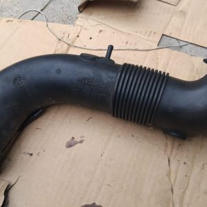 GM 55560661 Air Intake Hose Engine Intake Pipe