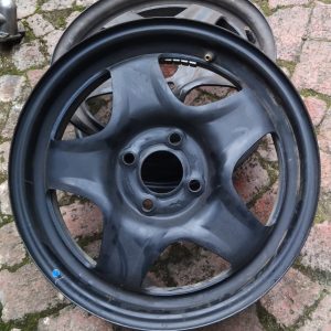 Renault 15 Inch 5J Steel Wheel – 4 Stud (OEM Style)