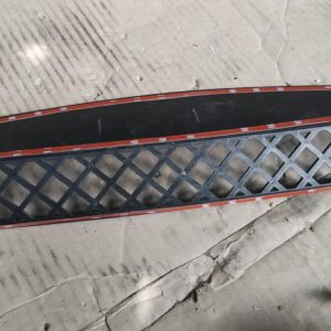 UNKNOWN VEHICLE FRONT BUMPER LOWER GRILLE MESH PANEL